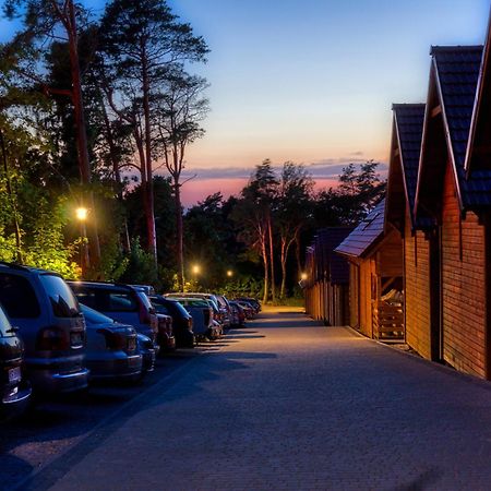 Osrodek Wypoczynkowy Nemo Villa Krynica Morska Exteriör bild